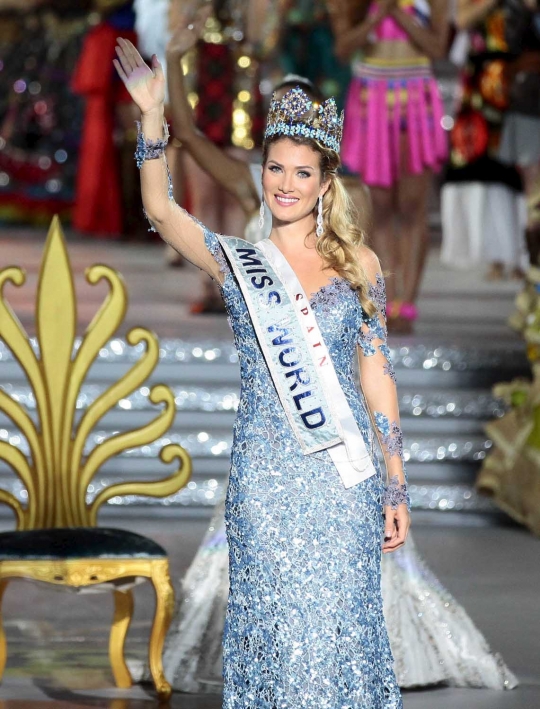 Mireia Lalaguna, si cantik asal Spanyol yang raih Miss World 2015
