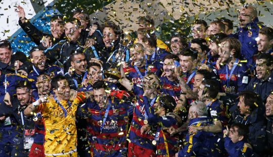 Barcelona angkat trofi Piala Dunia Antarklub