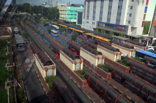 Metro Mini mogok, Terminal Blok M sepi