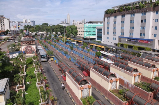 Metro Mini mogok, Terminal Blok M sepi