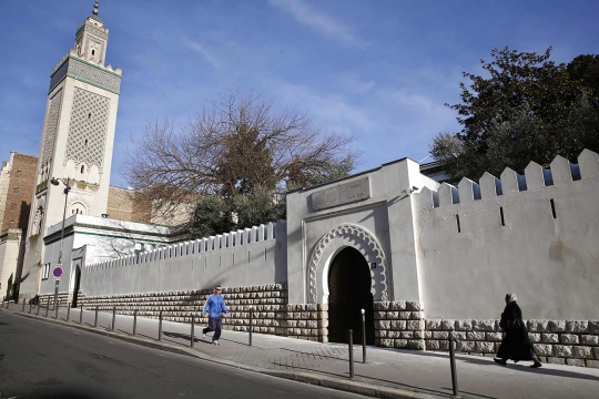 Menengok pusat pelatihan calon ulama di Masjid Agung Paris