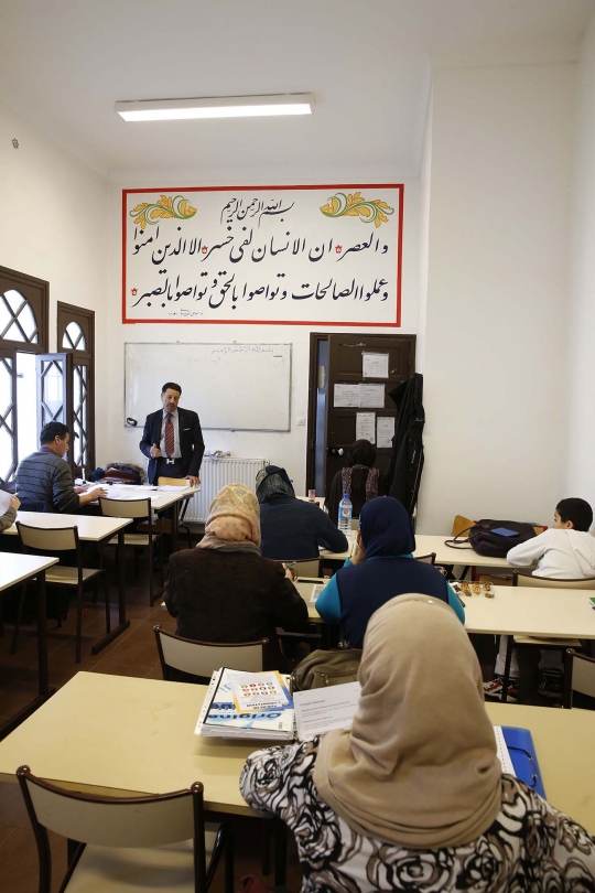 Menengok pusat pelatihan calon ulama di Masjid Agung Paris