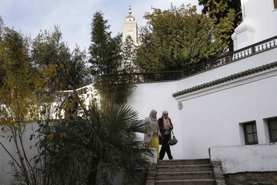 Menengok pusat pelatihan calon ulama di Masjid Agung Paris