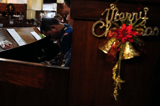Kekhusyukan malam Misa Natal di Gereja BPIB Immanuel