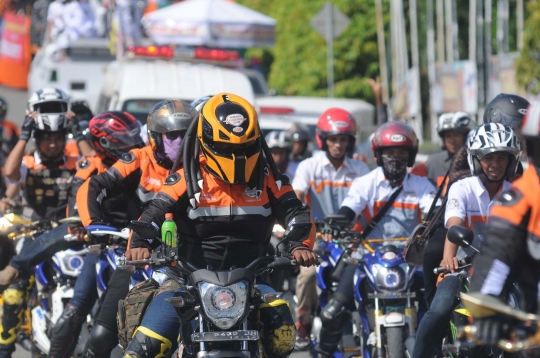 Kemeriahan parade budaya jelang Festival Iraw Tengkayu