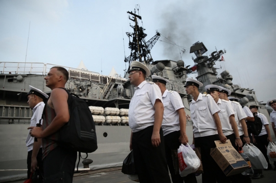 Kapal penghancur milik Rusia berlabuh di Tanjung Priok