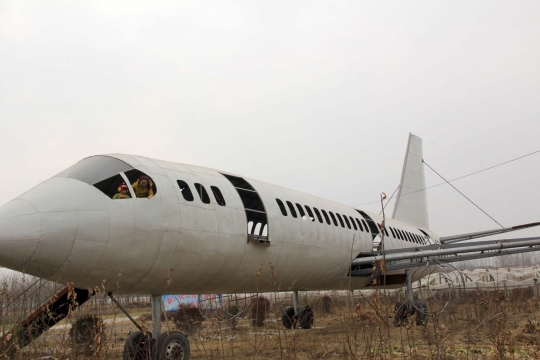 Uniknya Boeing 737 buatan petani China