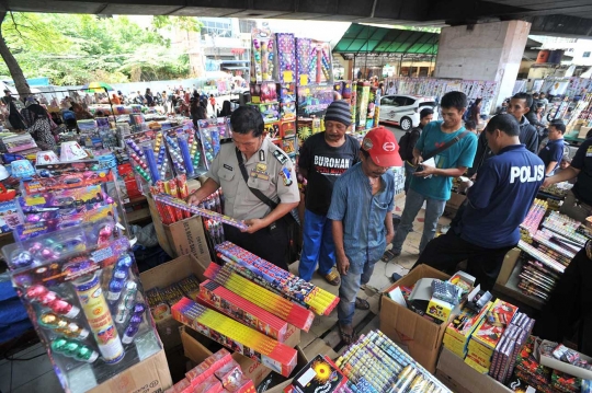 Jelang tahun baru, Polsek Taman Sari gelar razia petasan