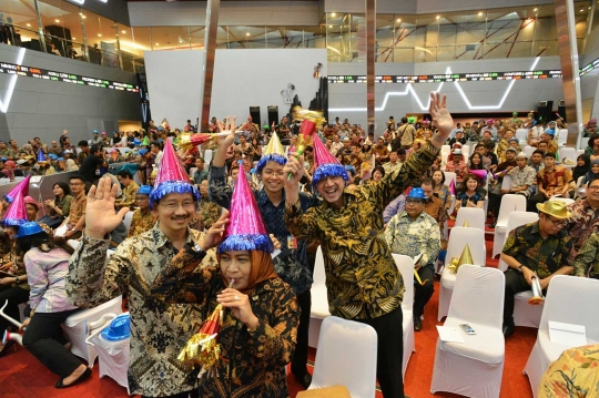 JK tutup perdagangan bursa saham 2015 di BEI