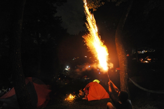 Sensasi merayakan malam Tahun Baru di Gunung Salak