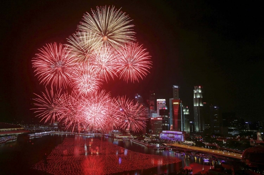 Gebyar pesta Tahun Baru 2016 di berbagai penjuru dunia