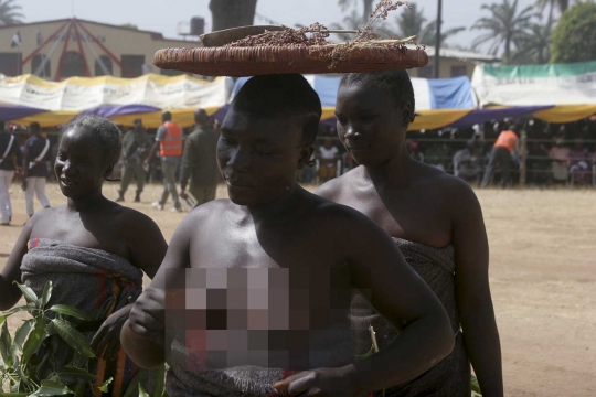 Melihat tradisi adat perayaan Tahun Baru suku pedalaman Nigeria