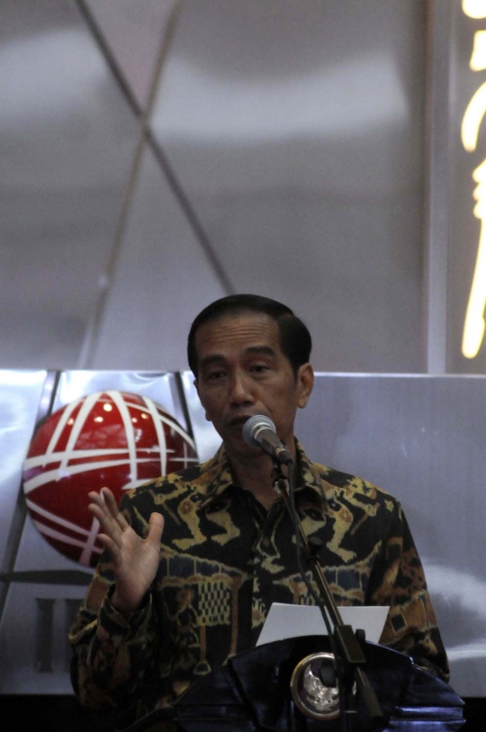 Presiden Jokowi buka perdagangan bursa saham pertama 2016