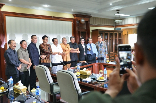 Koordinasi pemberantasan korupsi, pimpinan KPK sambangi Kejagung