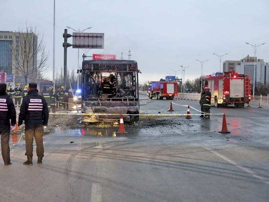 14 Penumpang tewas dalam kebakaran bus di China