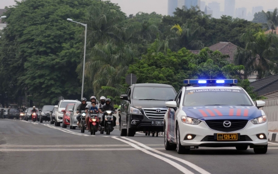 Urai kemacetan, jalan layang Permata Hijau mulai diuji coba