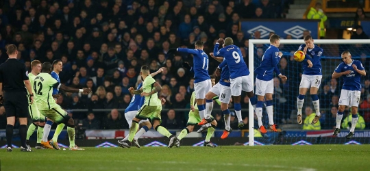 Semifinal Capital One Cup, Everton tekuk Manchester City 2-1