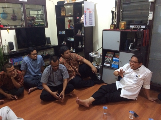 Begini gaya santai Menkominfo temui pegiat internet