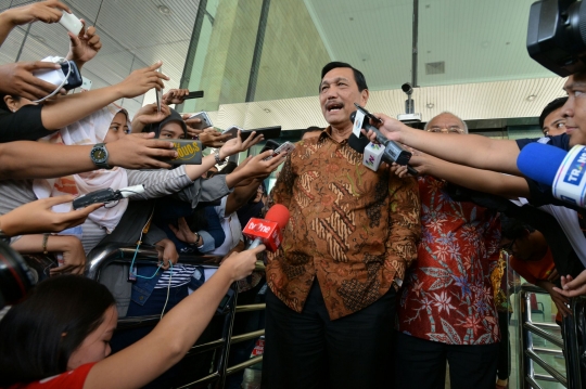 Luhut temui pimpinan KPK bahas kasus pencucian uang