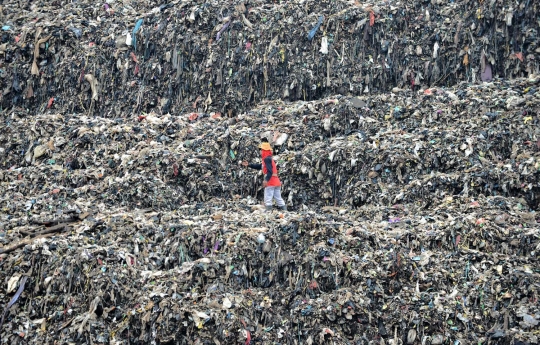 Mencari nafkah dari sampah Ibu Kota