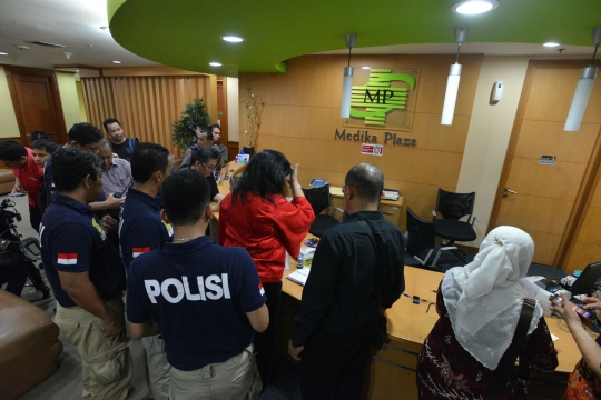 Razia Klinik Medika Plaza, dua dokter asing diamankan