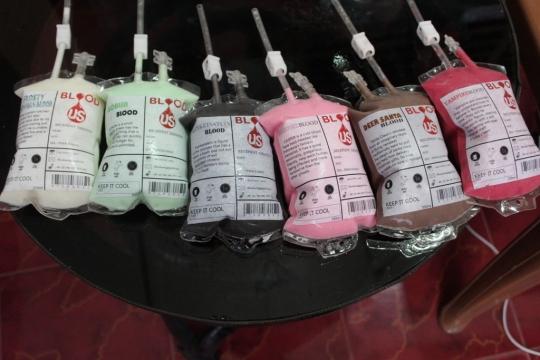 Mengenal Blood Us, minuman 'vampire' dari Malang