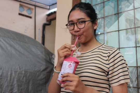 Mengenal Blood Us, minuman 'vampire' dari Malang