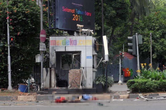 Aksi dramatis polisi baku tembak lawan teroris di Sarinah