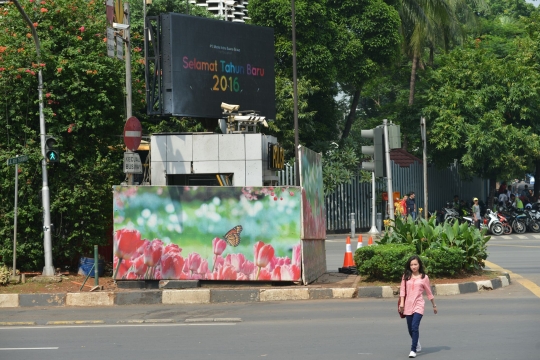 Penampakan Starbucks dan pos polisi Sarinah ditutup pascateror