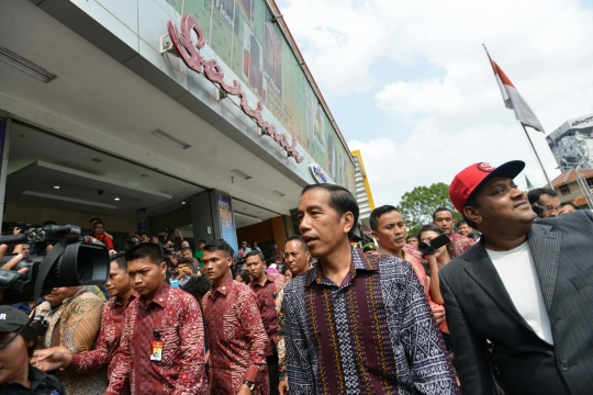 Pascateror, Presiden Jokowi sapa pegawai toko di Sarinah