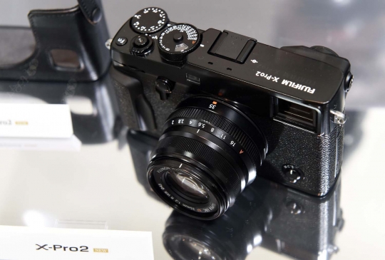 Ini wujud klasik tapi canggih mirrorless Fujifilm X-Pro2