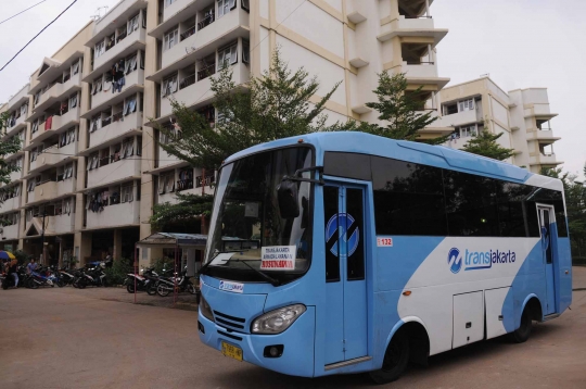 Ini bus Transjakarta gratis untuk penghuni Rusun Cibesel