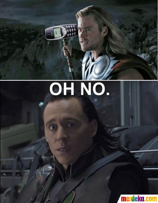 Foto : Meme kocak si ponsel legendaris Nokia 3310 ini 