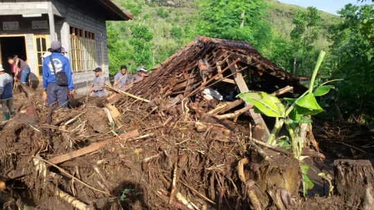 Banjir lumpur terjang lima desa di Buleleng