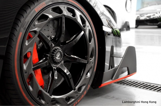 Detail supercar terbaru, Lamborghini Veneno Roadster!