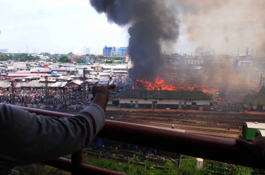 Foto-foto kebakaran Kampung Bandan dari udara