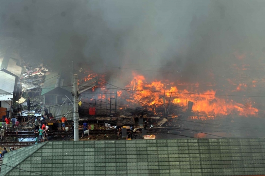 Foto-foto kebakaran Kampung Bandan dari udara