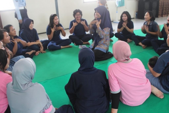 Melihat keseruan napi wanita belajar bahasa Inggris di Lapas Malang