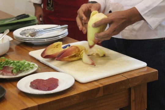 Mencicipi Steak Jantung Pisang, kuliner berkelas khas Malang