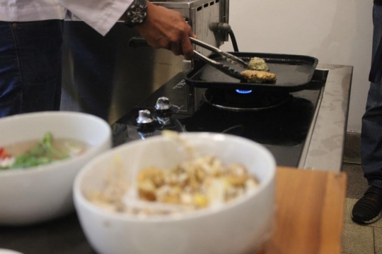 Mencicipi Steak Jantung Pisang, kuliner berkelas khas Malang