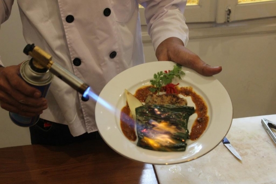 Mencicipi Steak Jantung Pisang, kuliner berkelas khas Malang