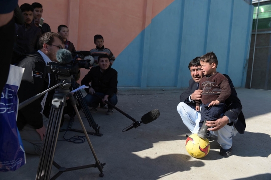 Mengenal bocah pemilik jersey 'kresek' Messi yang gemparkan netizen