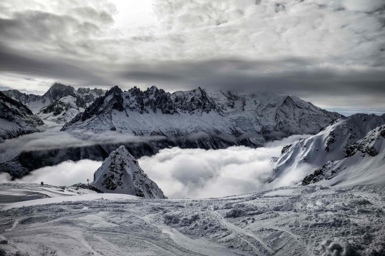 Menjelajahi keindahan Mont Blanc, gunung tertinggi Eropa barat