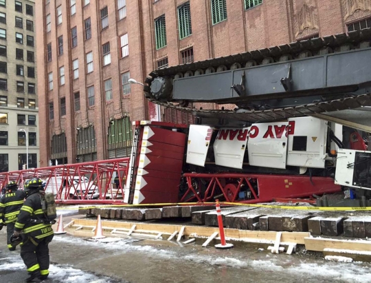 Ini crane ambruk di pusat New York yang tewaskan satu warga