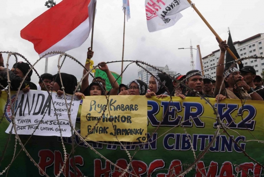 Ribuan guru honorer geruduk Istana minta diangkat jadi PNS