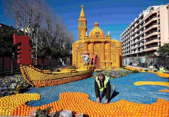 Karya-karya unik dari 140 ton jeruk dan lemon