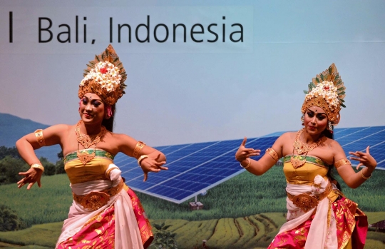 Gemulai penari tradisional buka Bali Clean Energy Forum