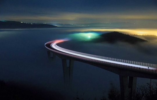 Keindahan Jembatan Crni Kal bak di negeri kayangan
