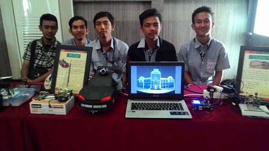 Ini robot mata-mata untuk pertempuran karya mahasiswa Aceh