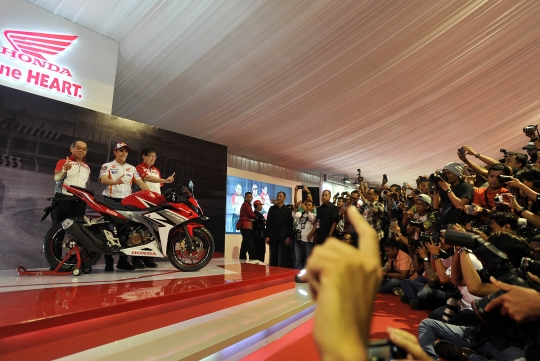 Gaya Marquez dan Pedrosa bersama All New Honda CBR150R di Sentul